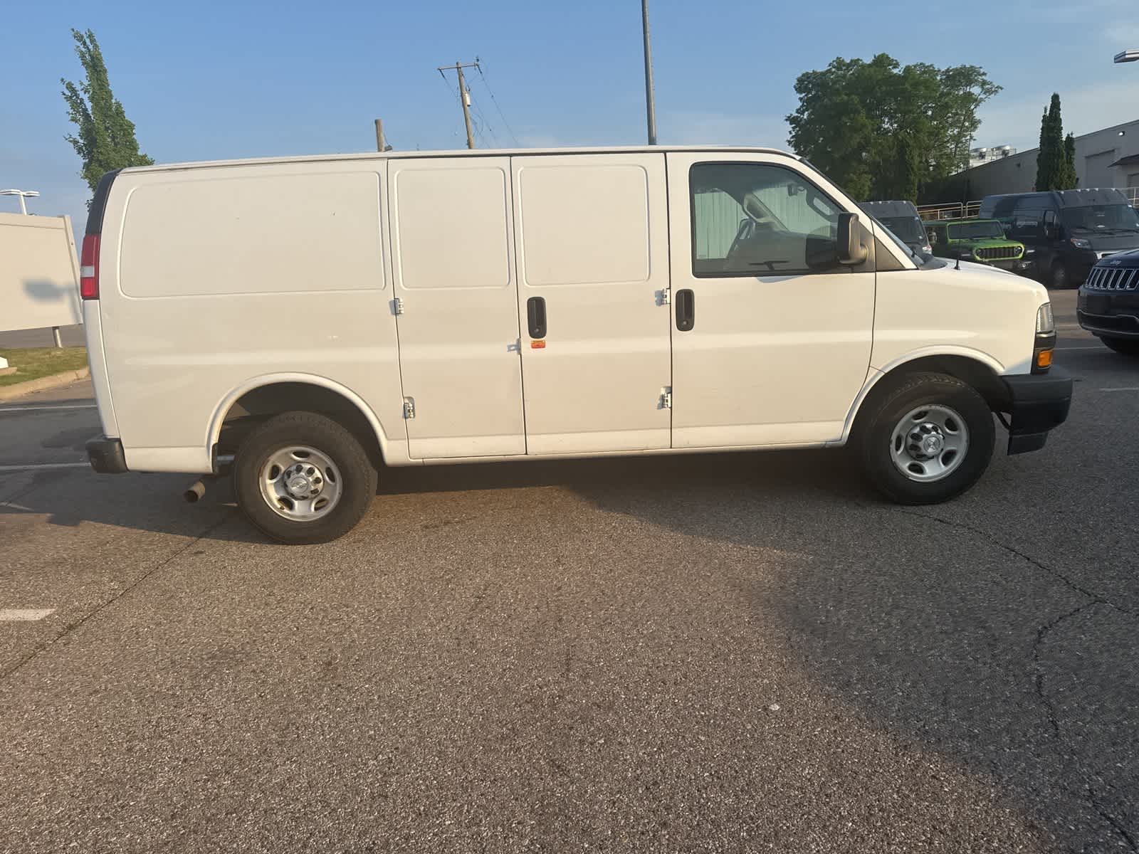 Thumbnail: 2018 Chevrolet Express - 11
