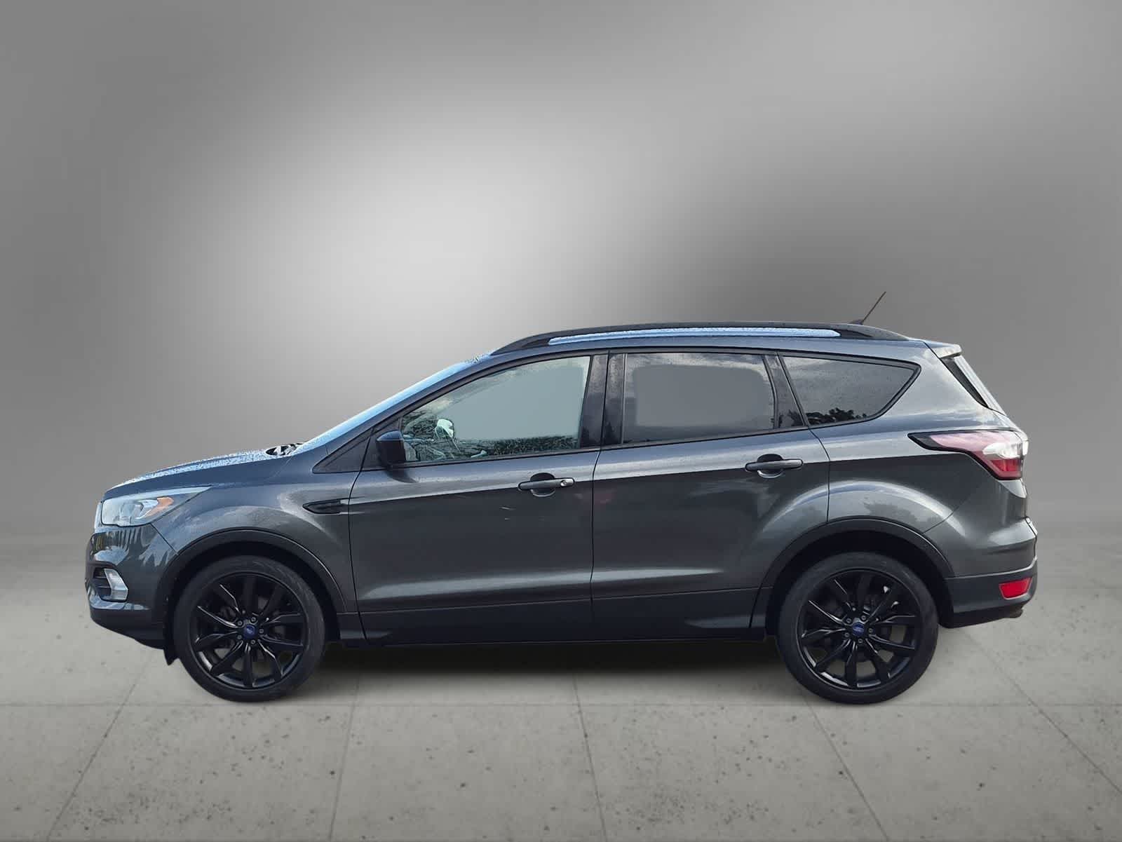 Thumbnail: 2018 Ford Escape - 5