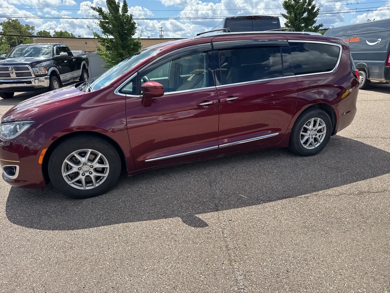 Thumbnail: 2020 Chrysler Pacifica - 27