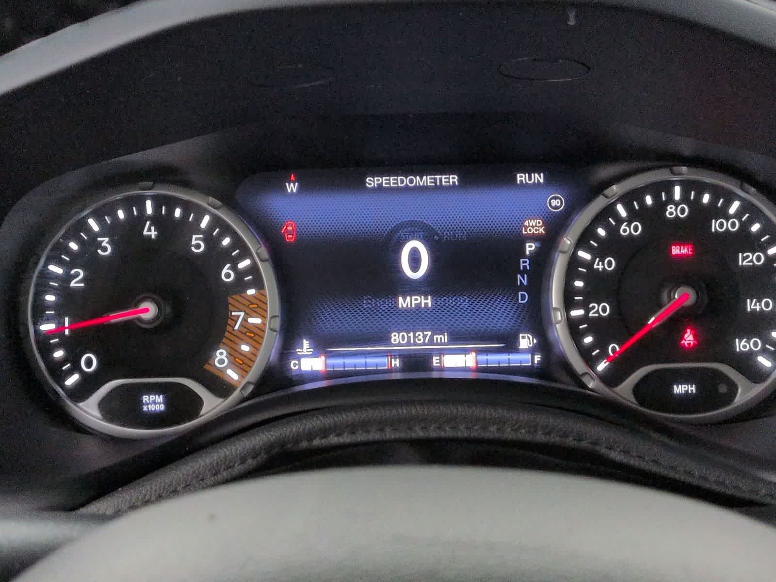 Thumbnail: 2020 Jeep Renegade - 30