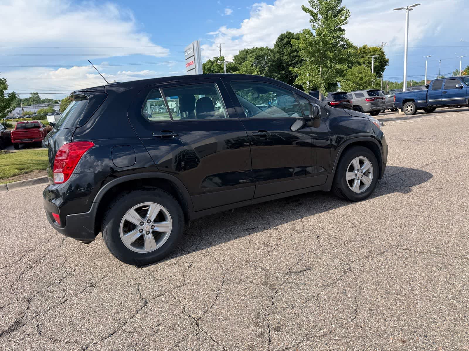 Thumbnail: 2020 Chevrolet Trax - 14