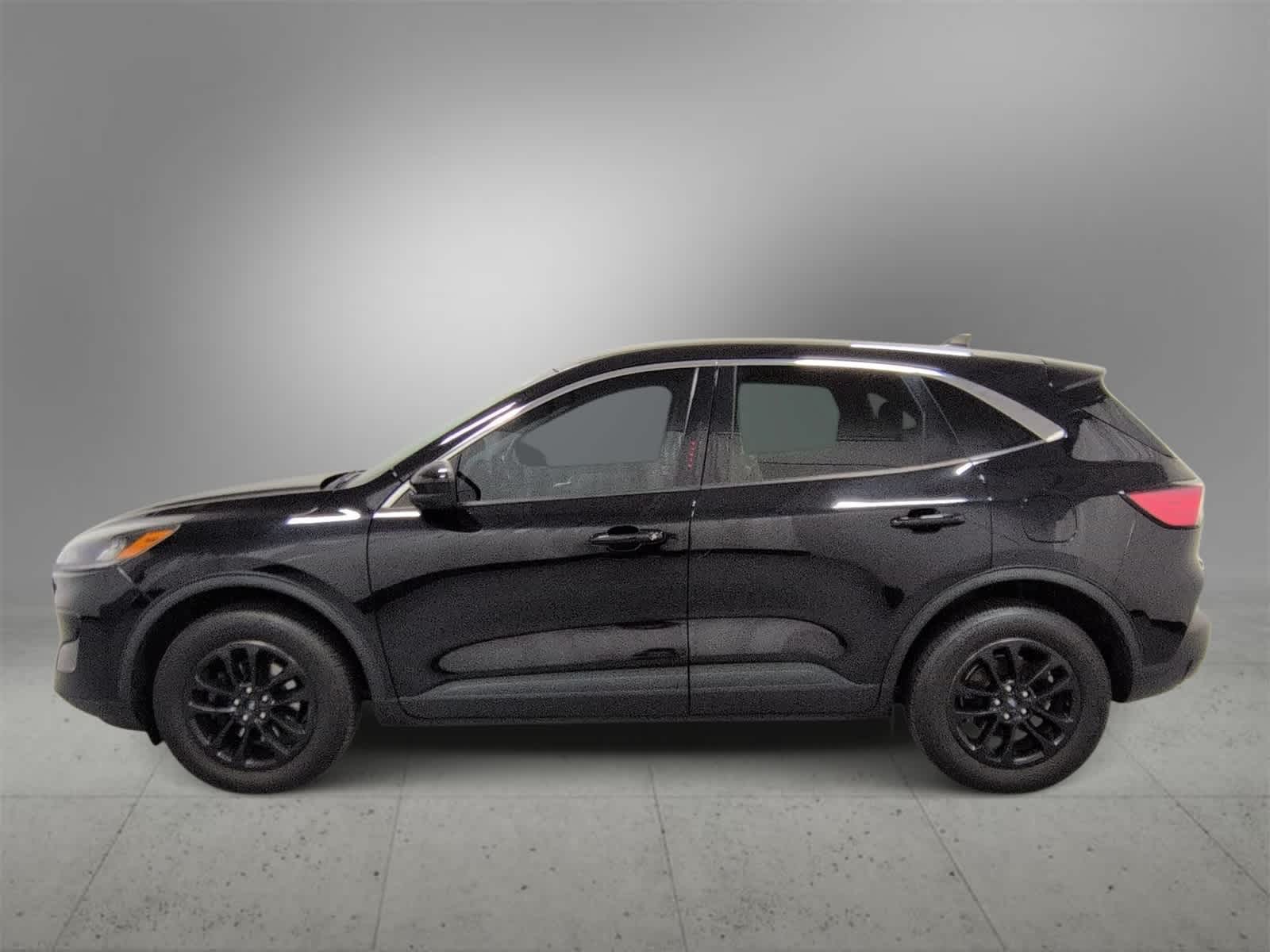 Thumbnail: 2021 Ford Escape - 5