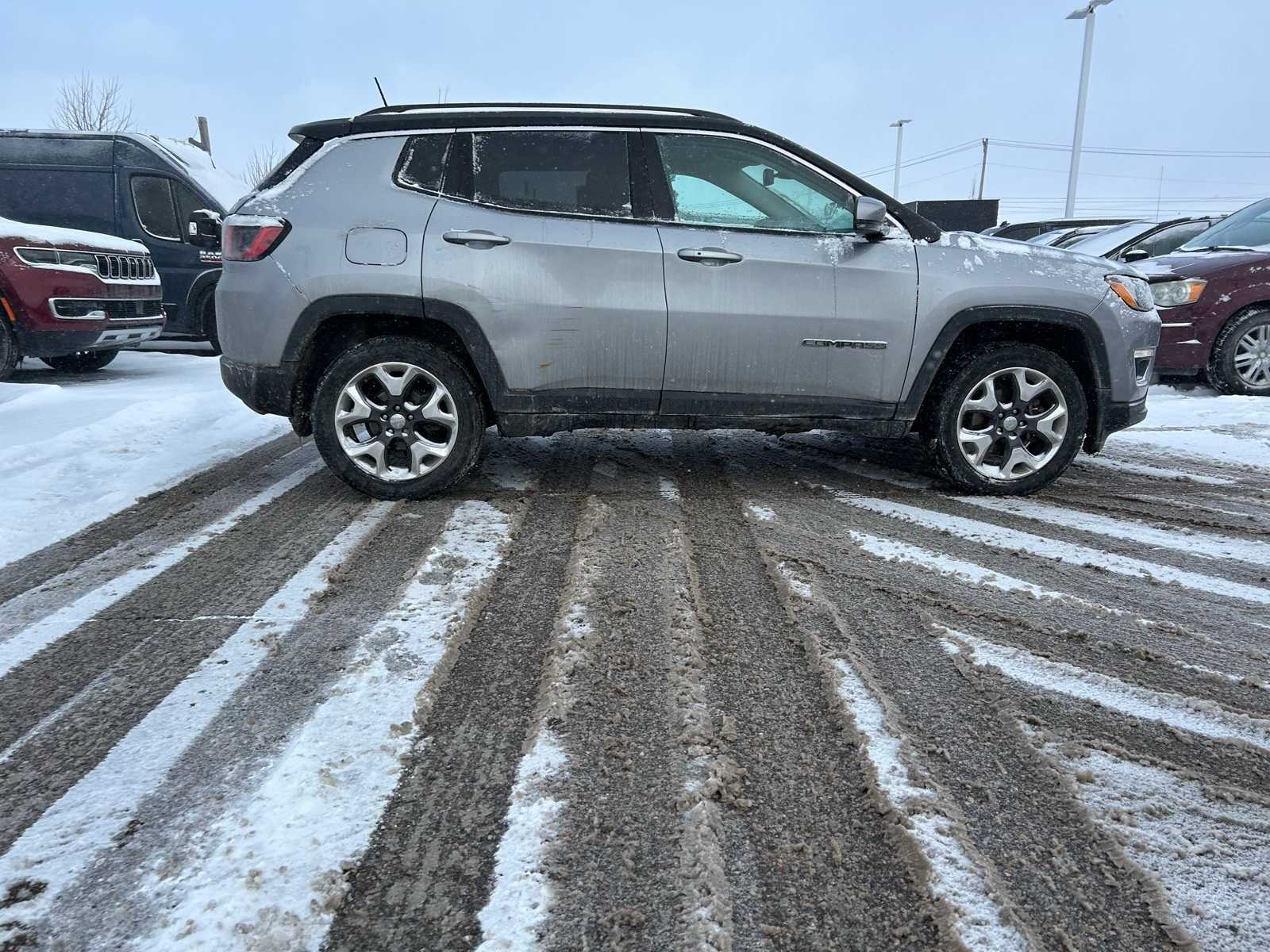 Thumbnail: 2019 Jeep Compass - 13