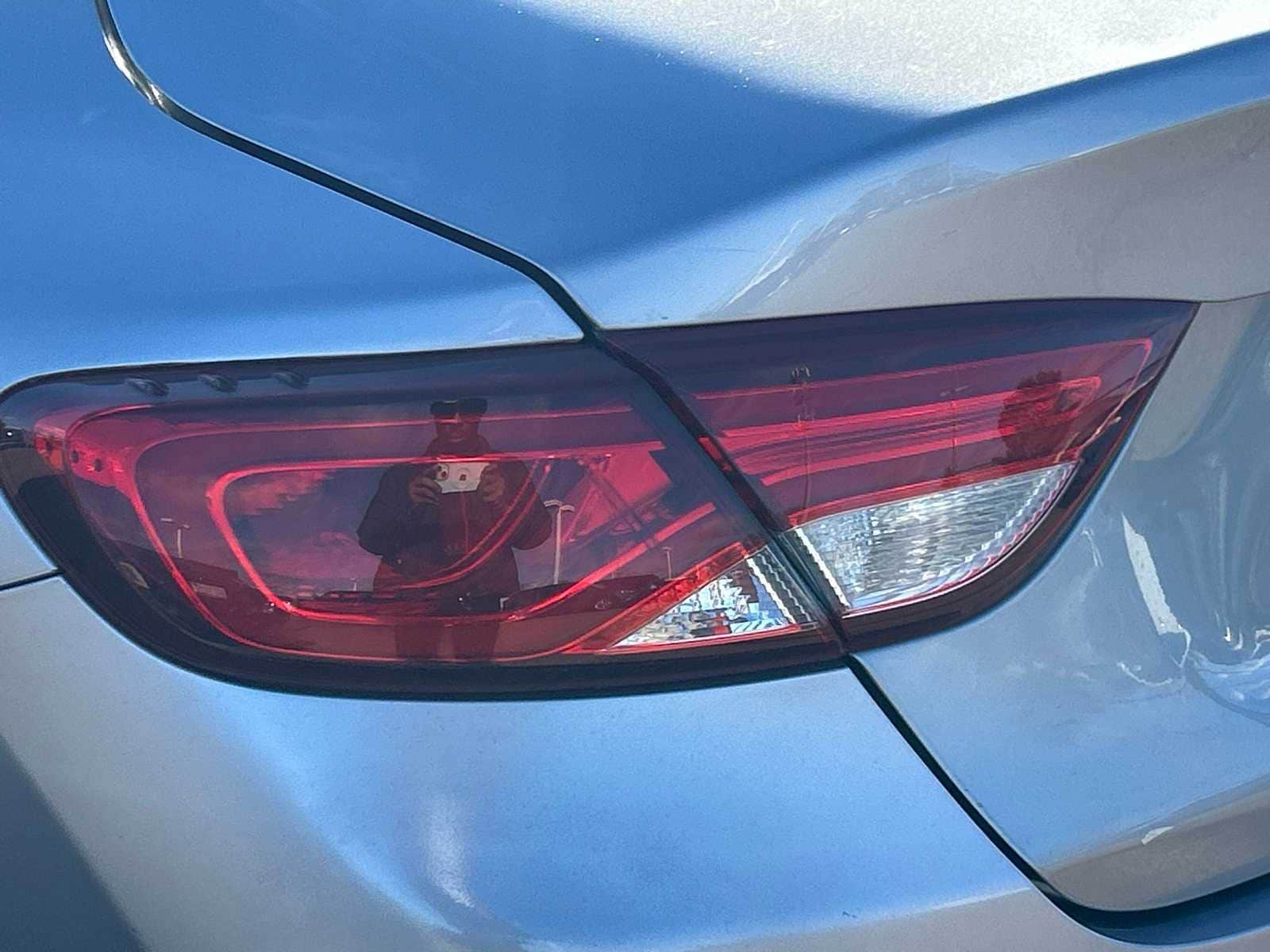 Thumbnail: 2015 Chrysler 200 - 34