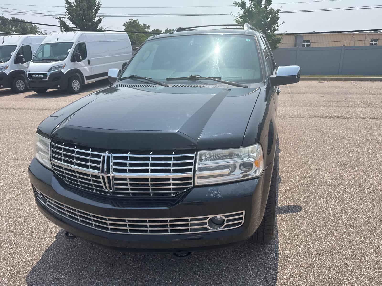 Thumbnail: 2008 Lincoln Navigator - 3