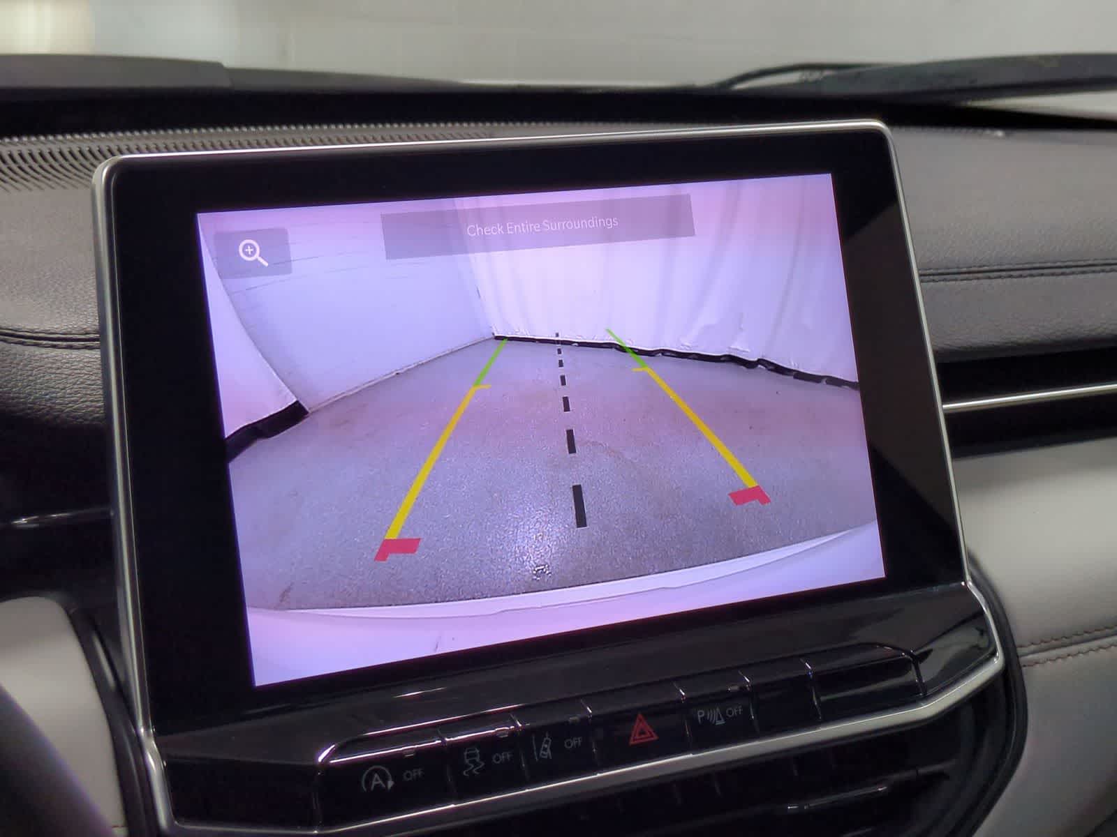 Thumbnail: 2023 Jeep Compass - 28