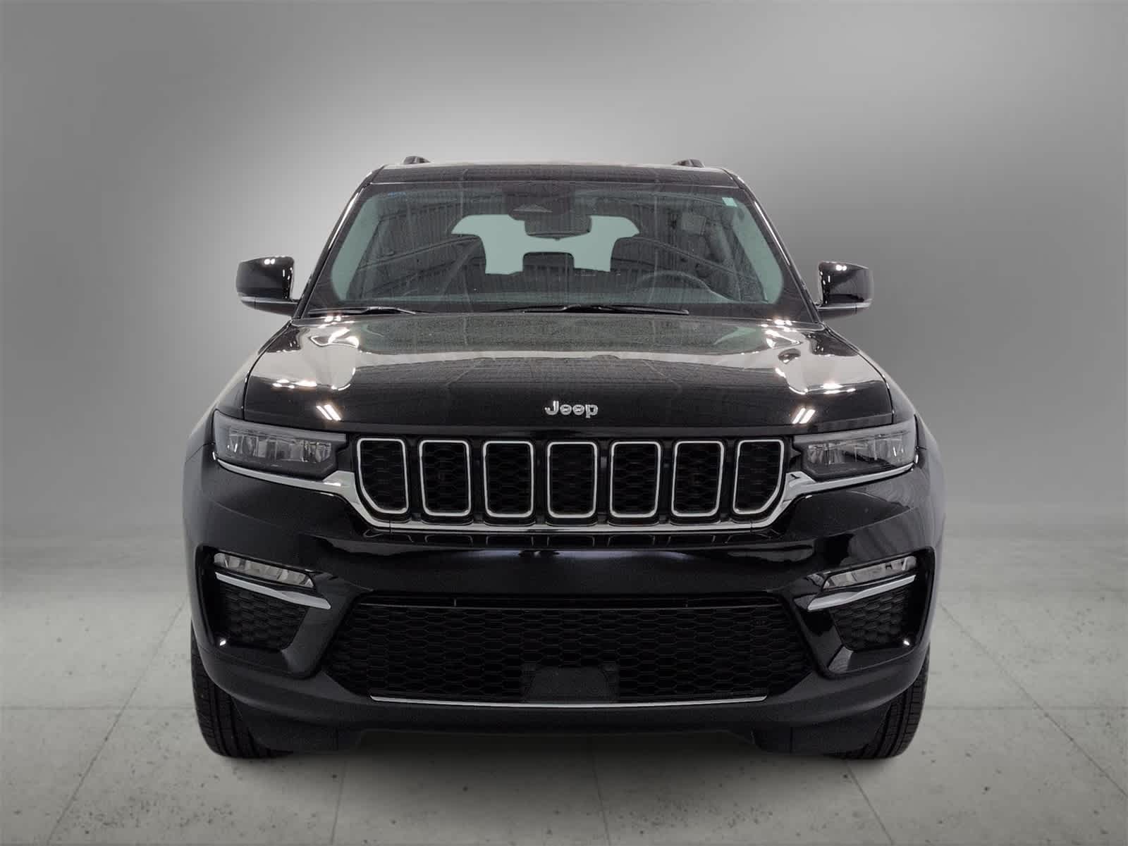 Thumbnail: 2023 Jeep Grand Cherokee - 3