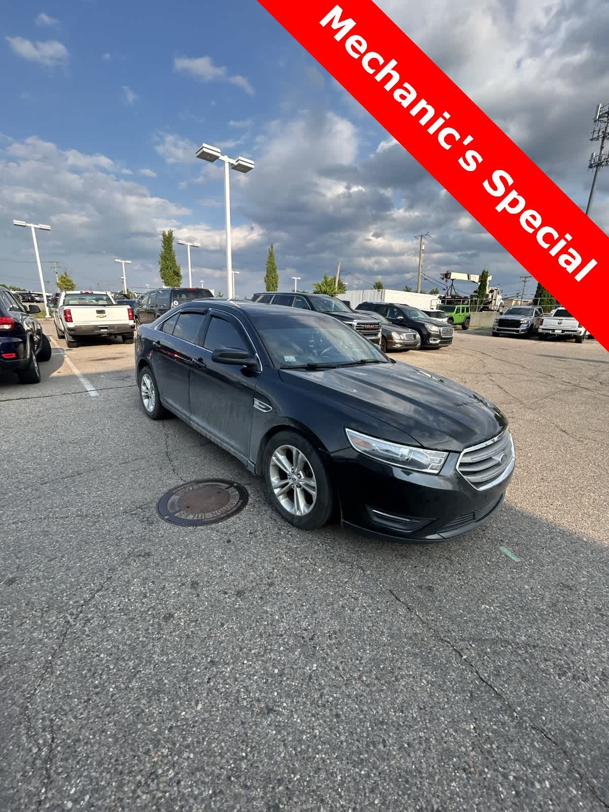 Thumbnail: 2014 Ford Taurus - 11