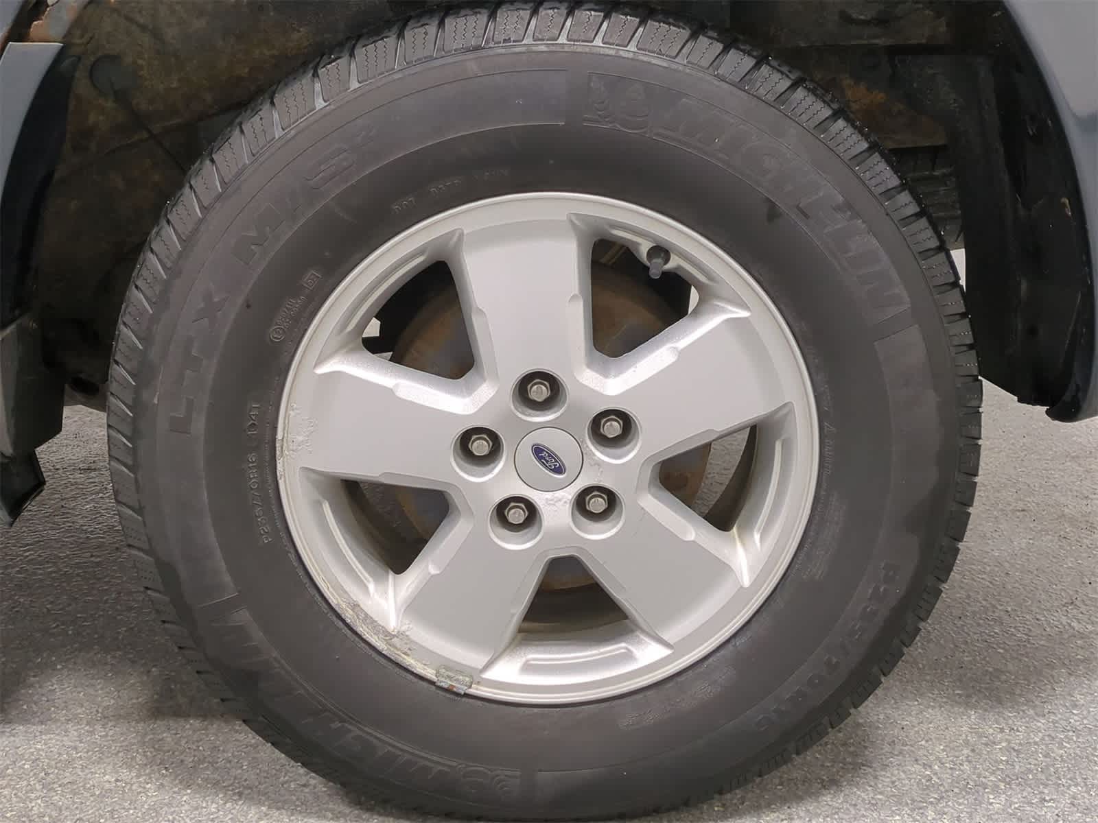 2009 Ford Escape XLT 14