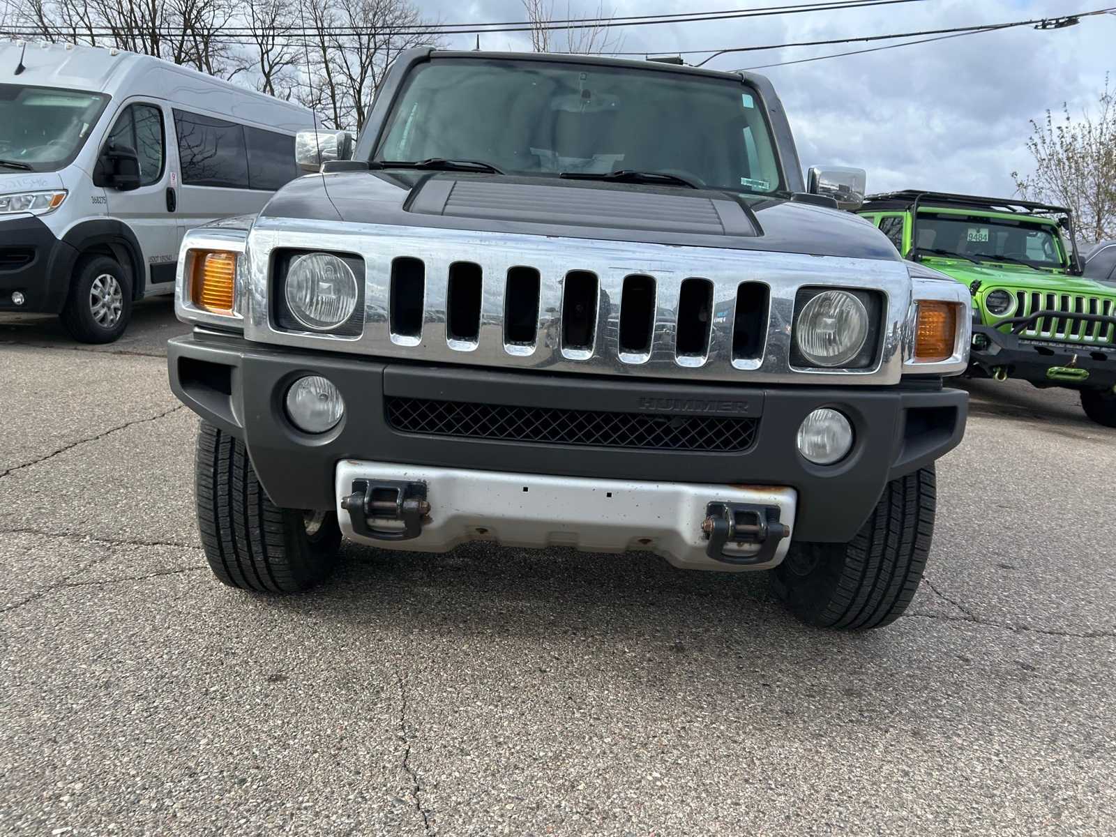 2009 Hummer H3 Alpha photo 3