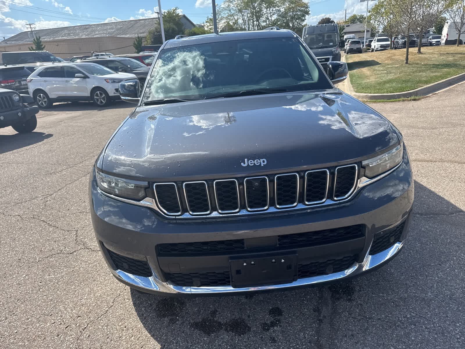 Thumbnail: 2024 Jeep Grand Cherokee L - 4
