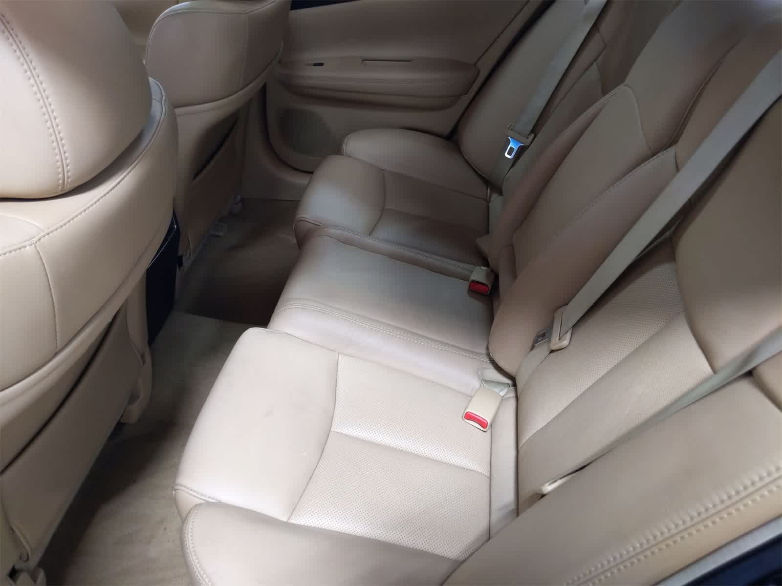 Thumbnail: 2011 Nissan Maxima - 20