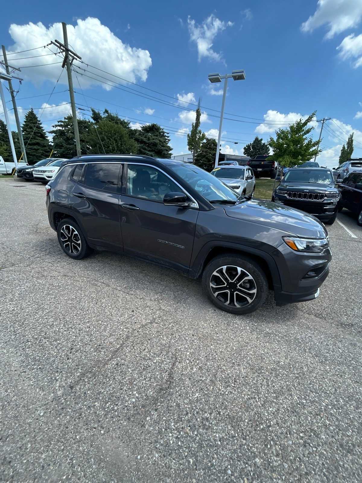 Thumbnail: 2022 Jeep Compass - 12
