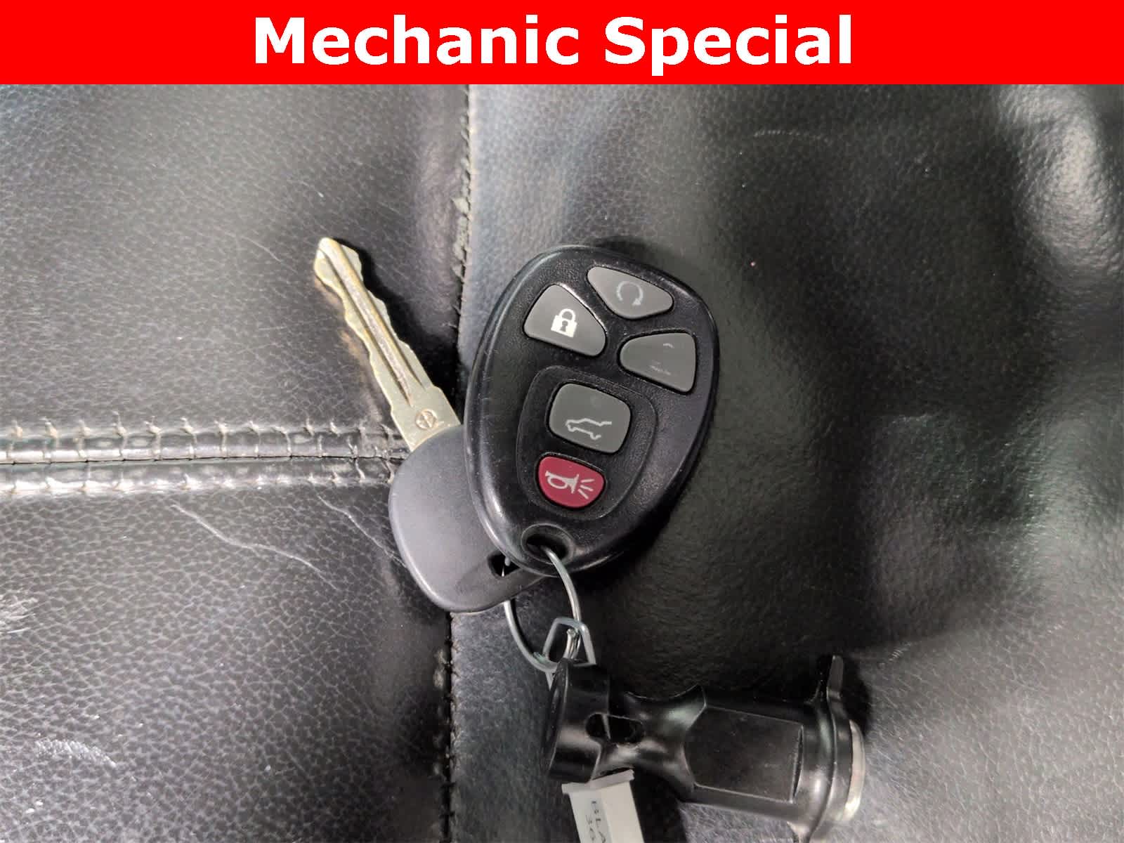 Thumbnail: 2011 Chevrolet Suburban - 34