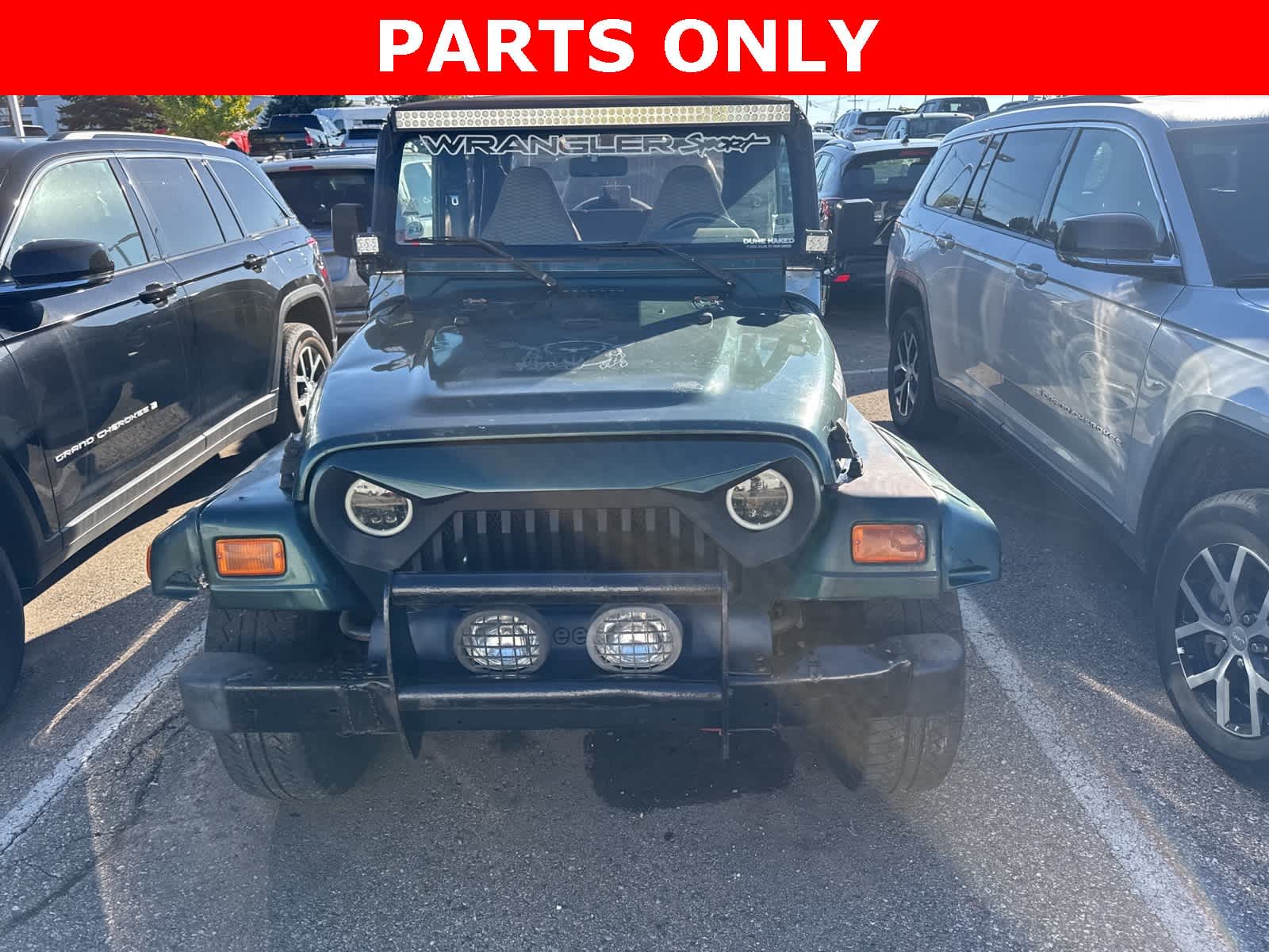 Thumbnail: 2000 Jeep Wrangler - 4