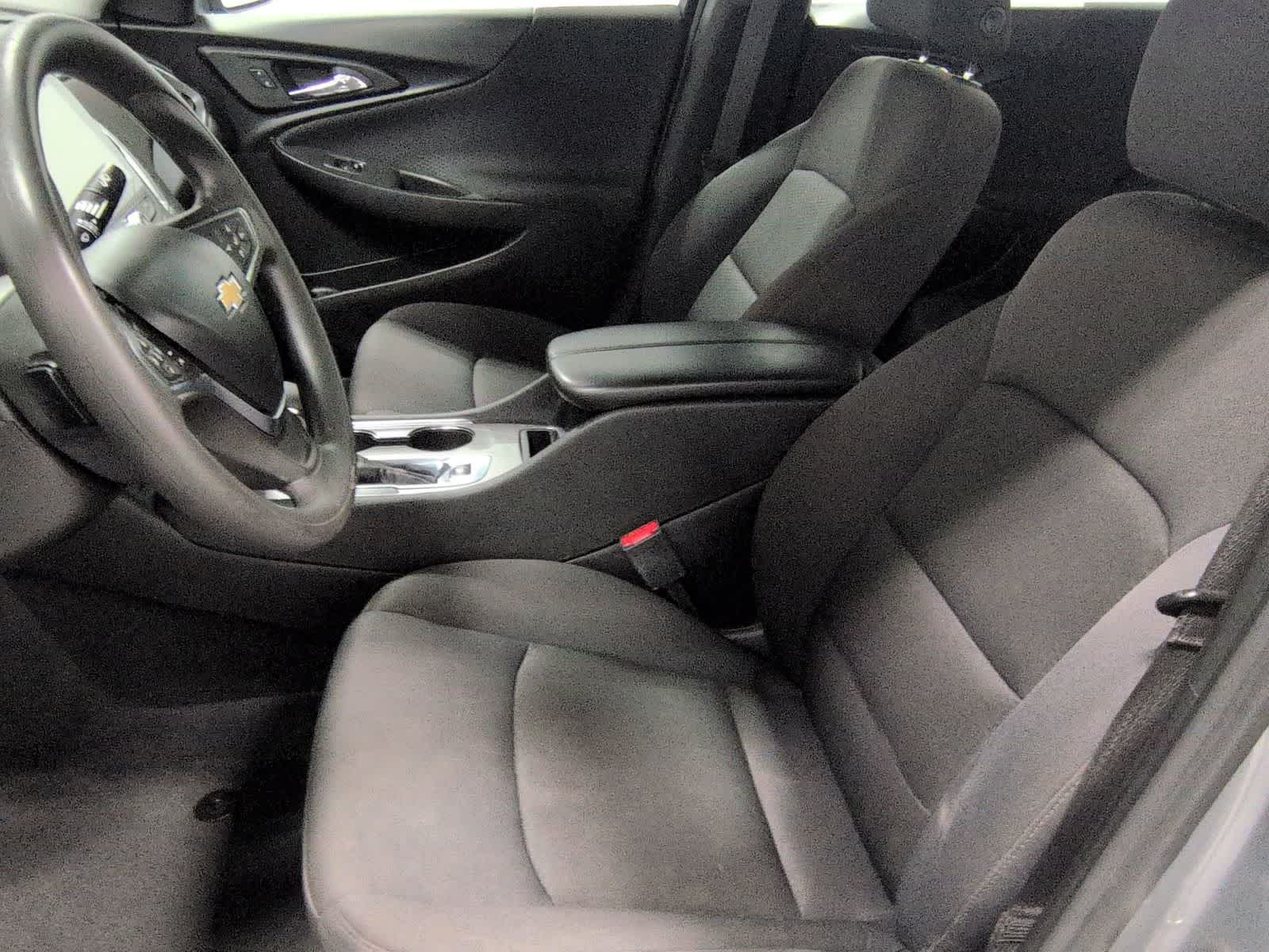 Thumbnail: 2023 Chevrolet Malibu - 17