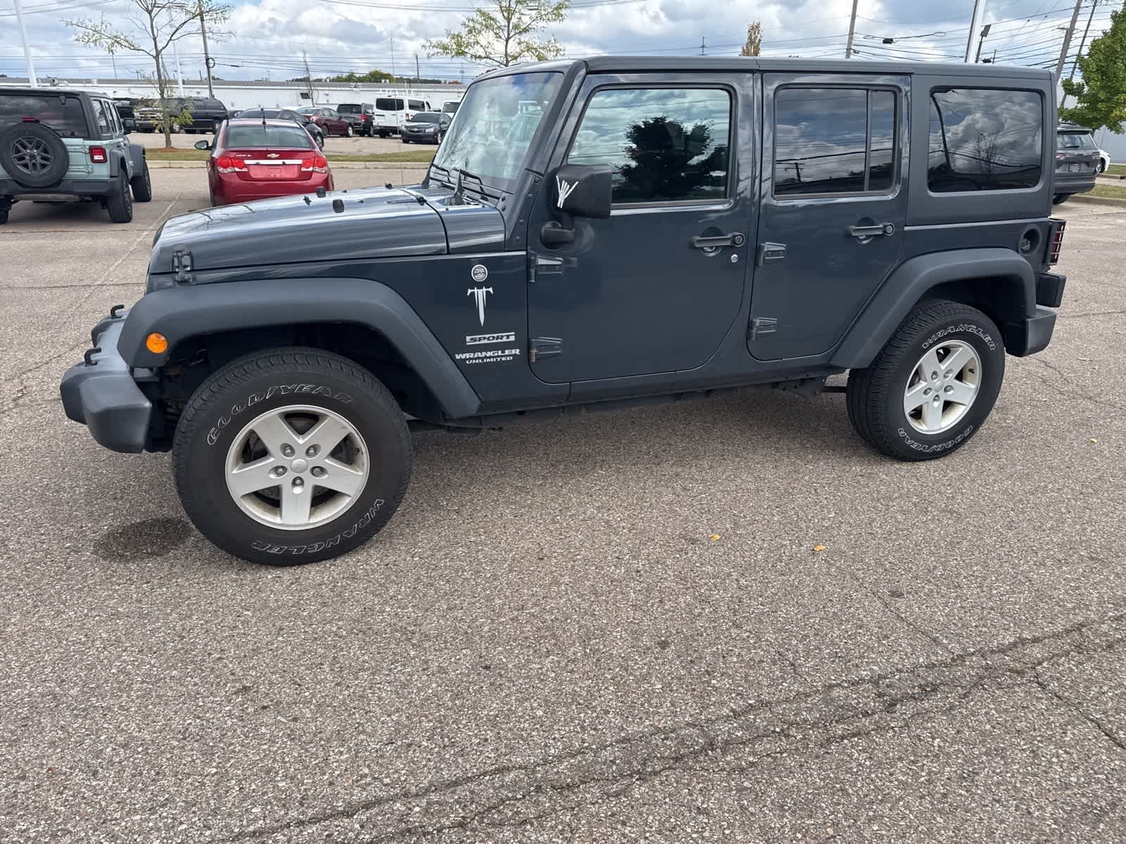 Thumbnail: 2017 Jeep Wrangler - 29
