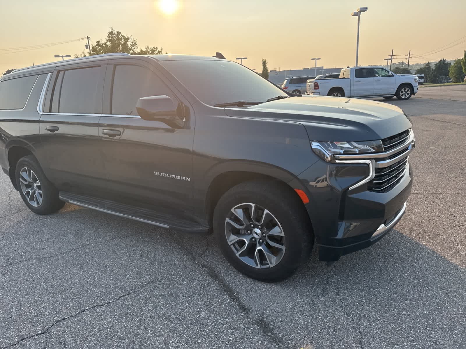 Thumbnail: 2022 Chevrolet Suburban - 9