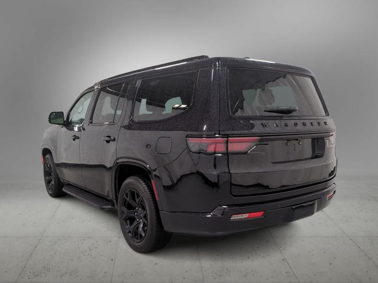 Thumbnail: 2023 Jeep Wagoneer - 6