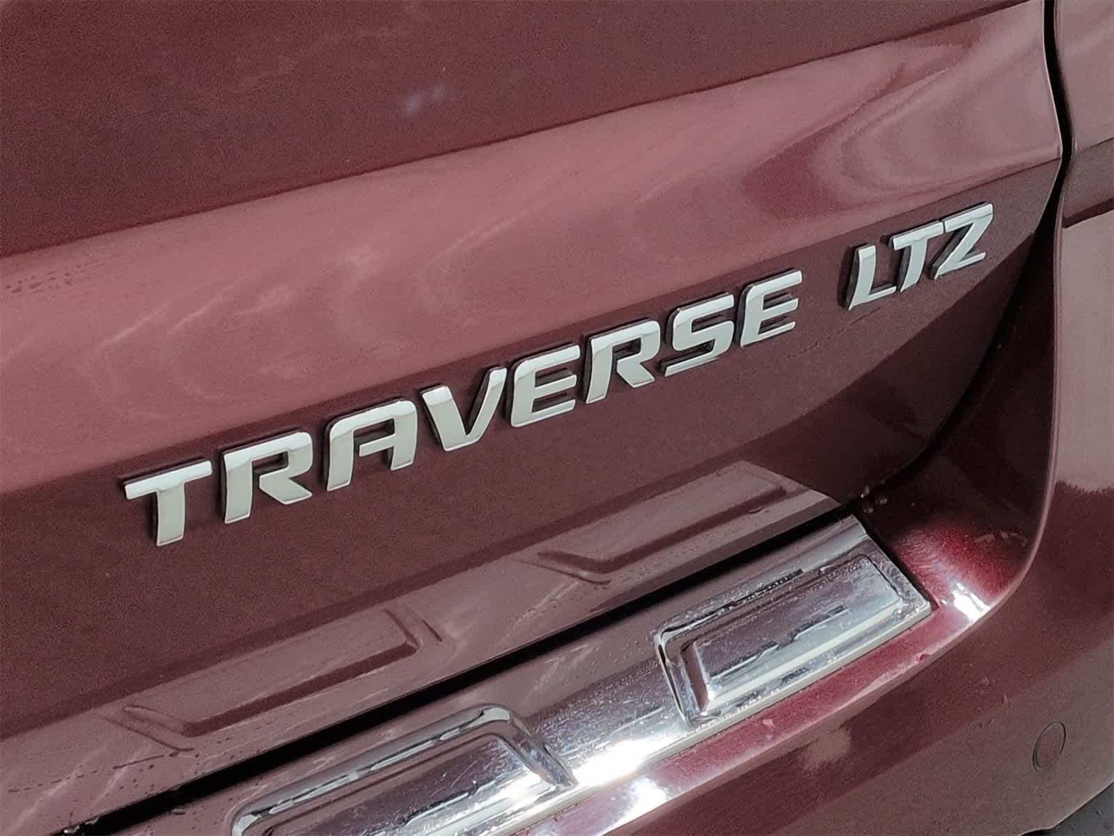 Thumbnail: 2016 Chevrolet Traverse - 10