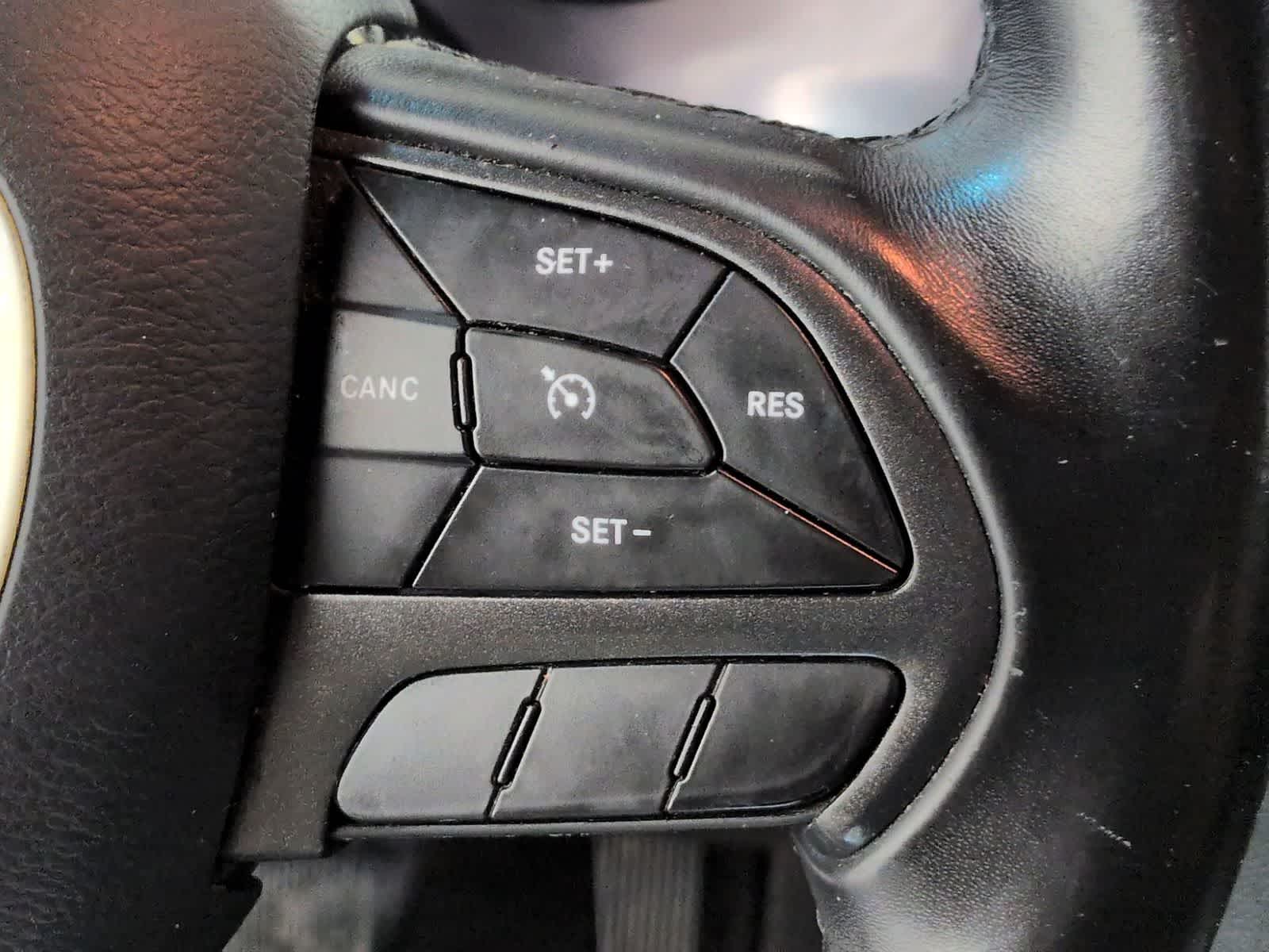 Thumbnail: 2019 Dodge Charger - 24