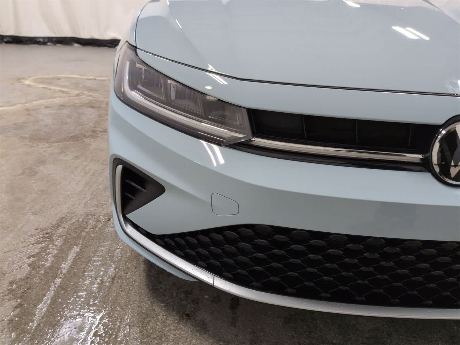 Thumbnail: 2025 Volkswagen Jetta - 11