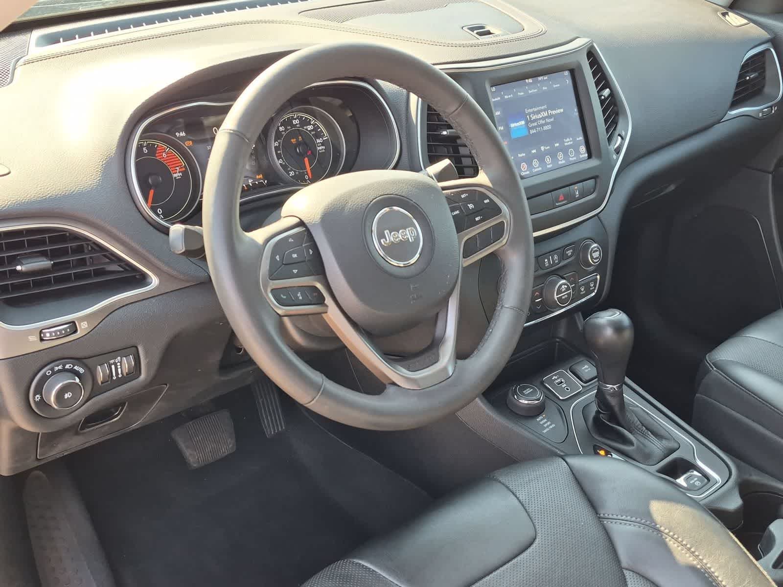 Thumbnail: 2022 Jeep Cherokee - 10