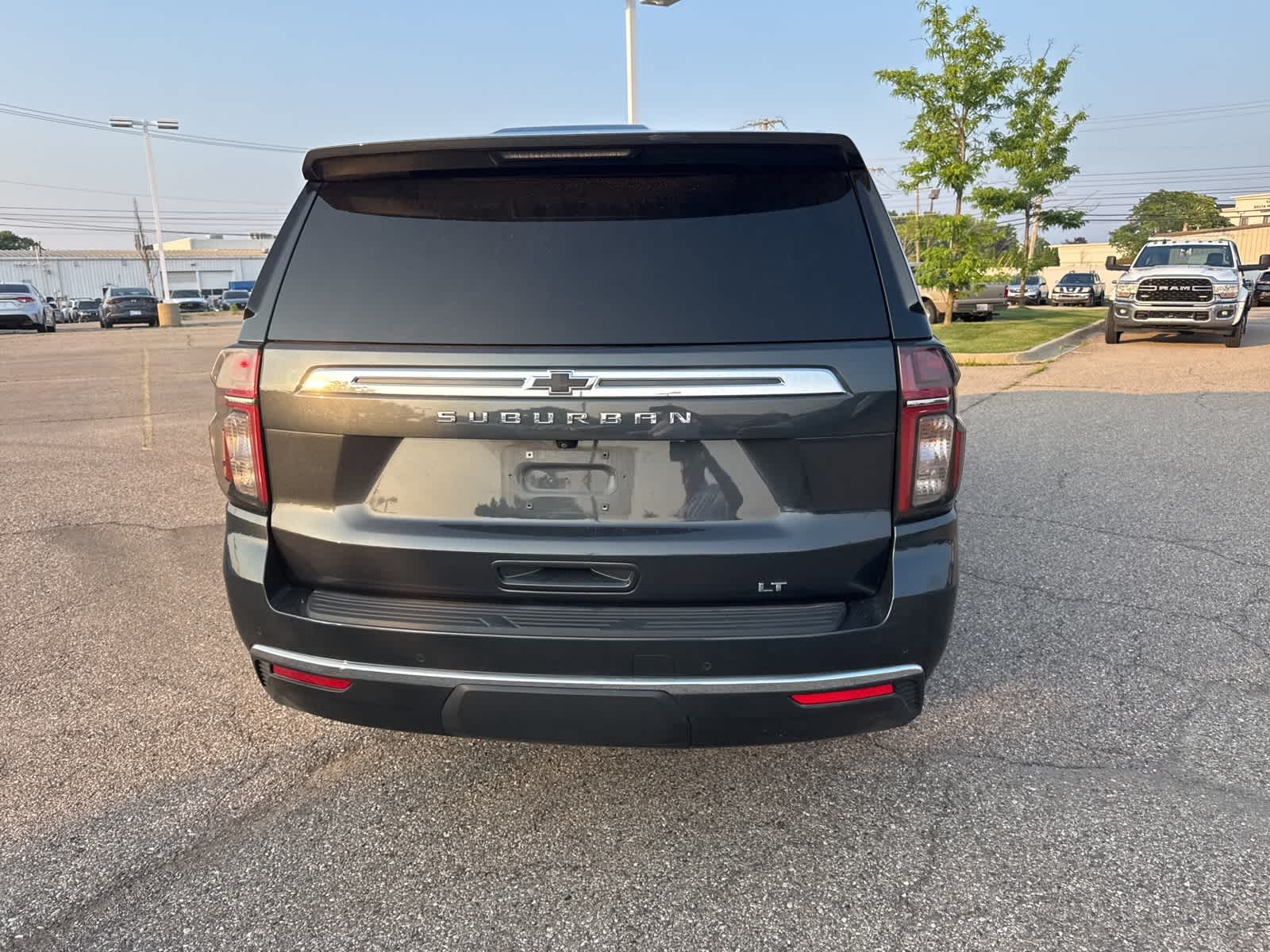 Thumbnail: 2022 Chevrolet Suburban - 17