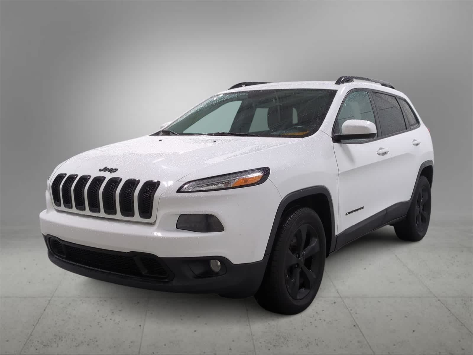 Thumbnail: 2016 Jeep Cherokee - 4