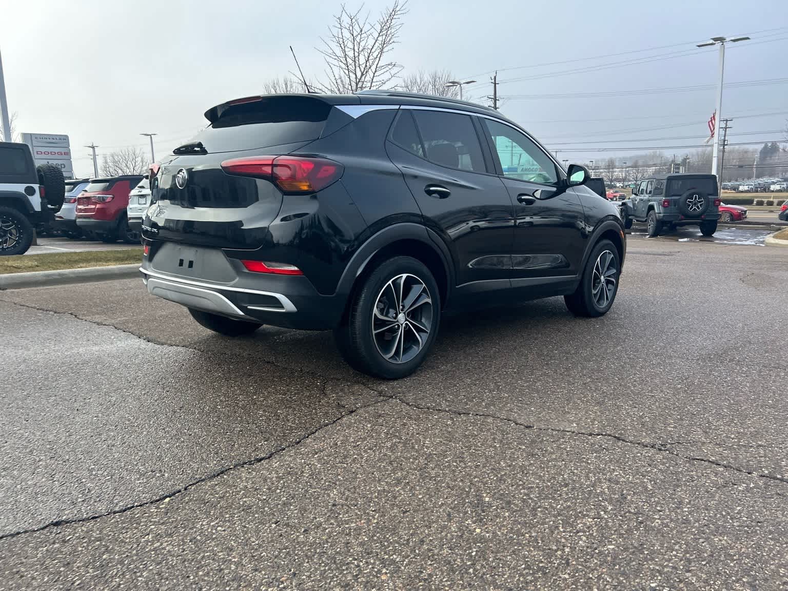 Thumbnail: 2022 Buick Encore GX - 17