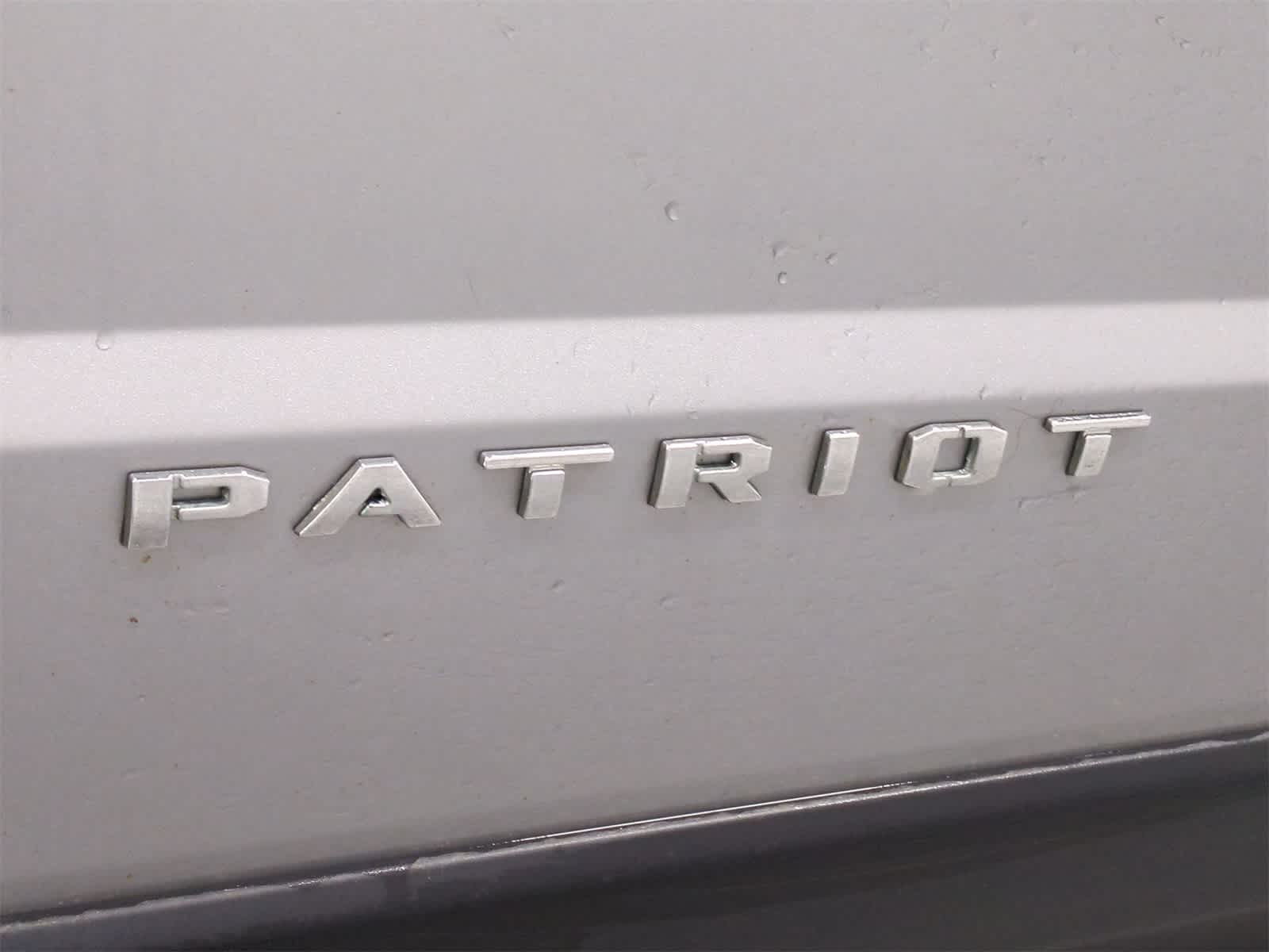 Thumbnail: 2015 Jeep Patriot - 13