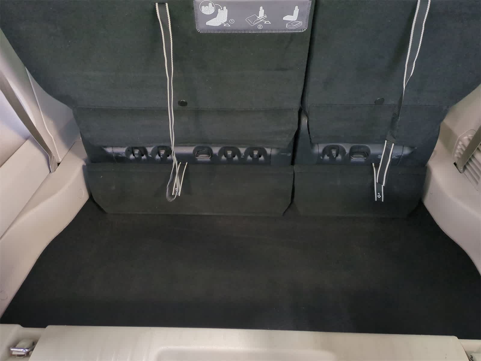 Thumbnail: 2018 Chrysler Pacifica - 33