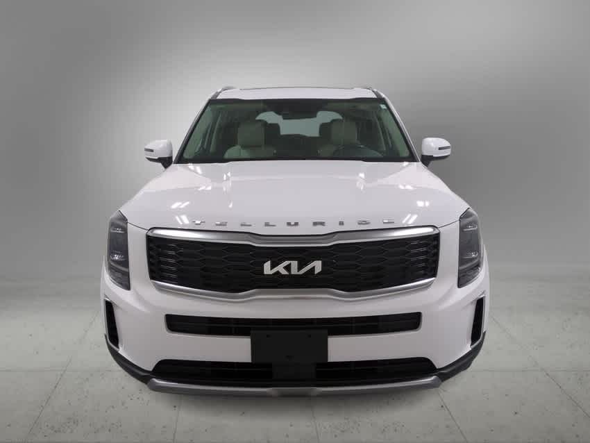 2022 Kia Telluride S 3