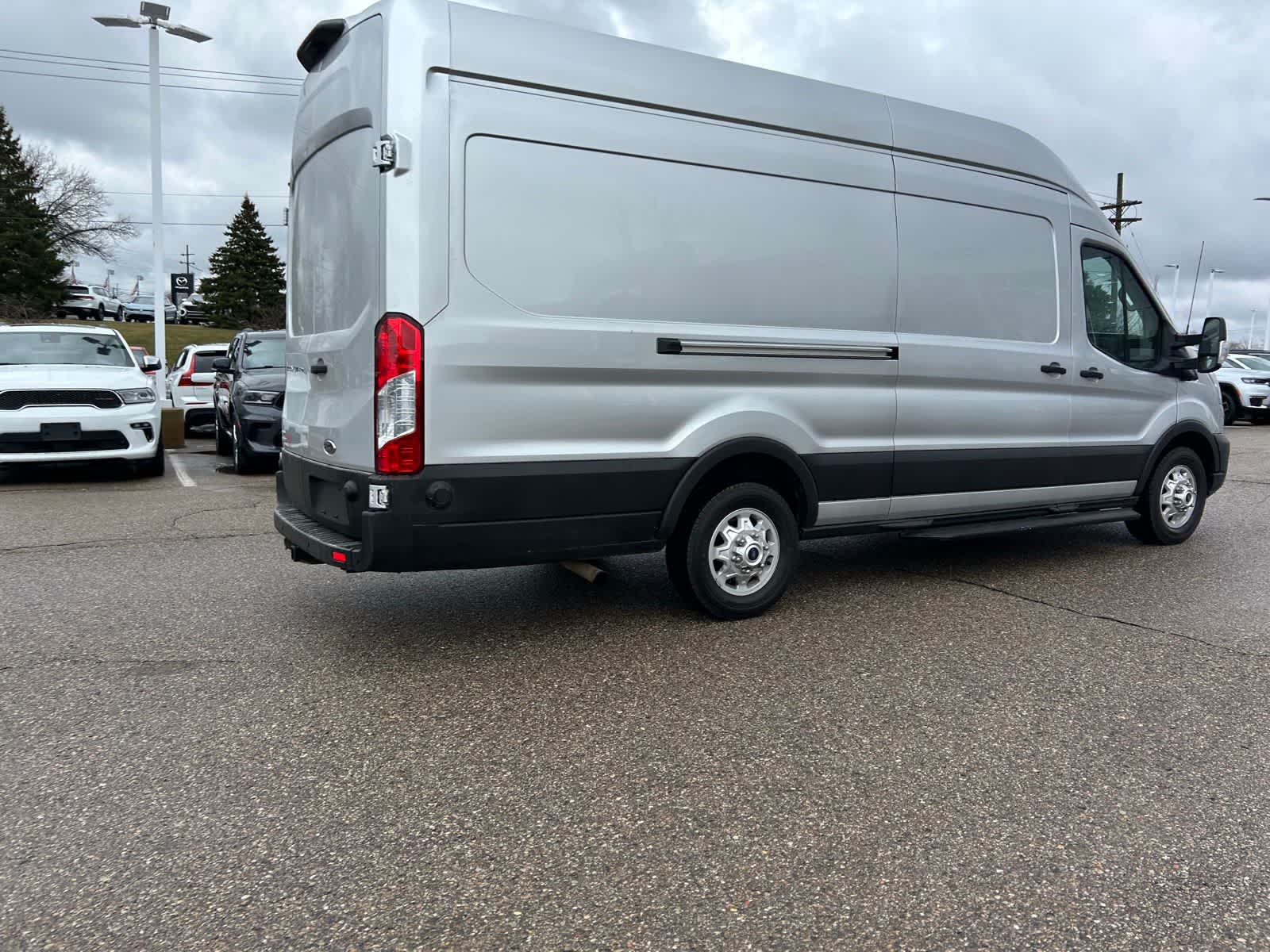 Thumbnail: 2023 Ford Transit Series - 17