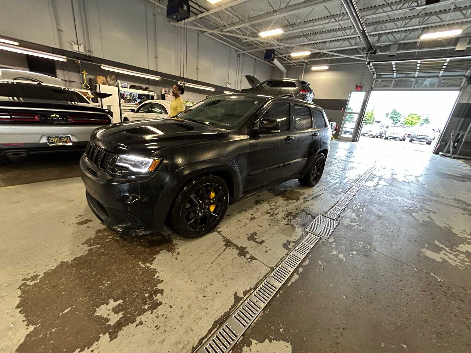 Thumbnail: 2020 Jeep Grand Cherokee - 1