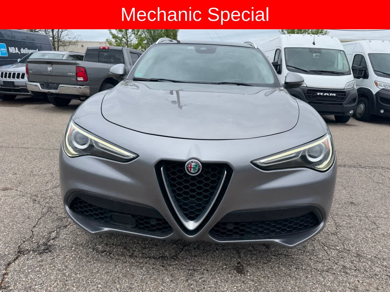 Thumbnail: 2018 Alfa Romeo Stelvio - 3