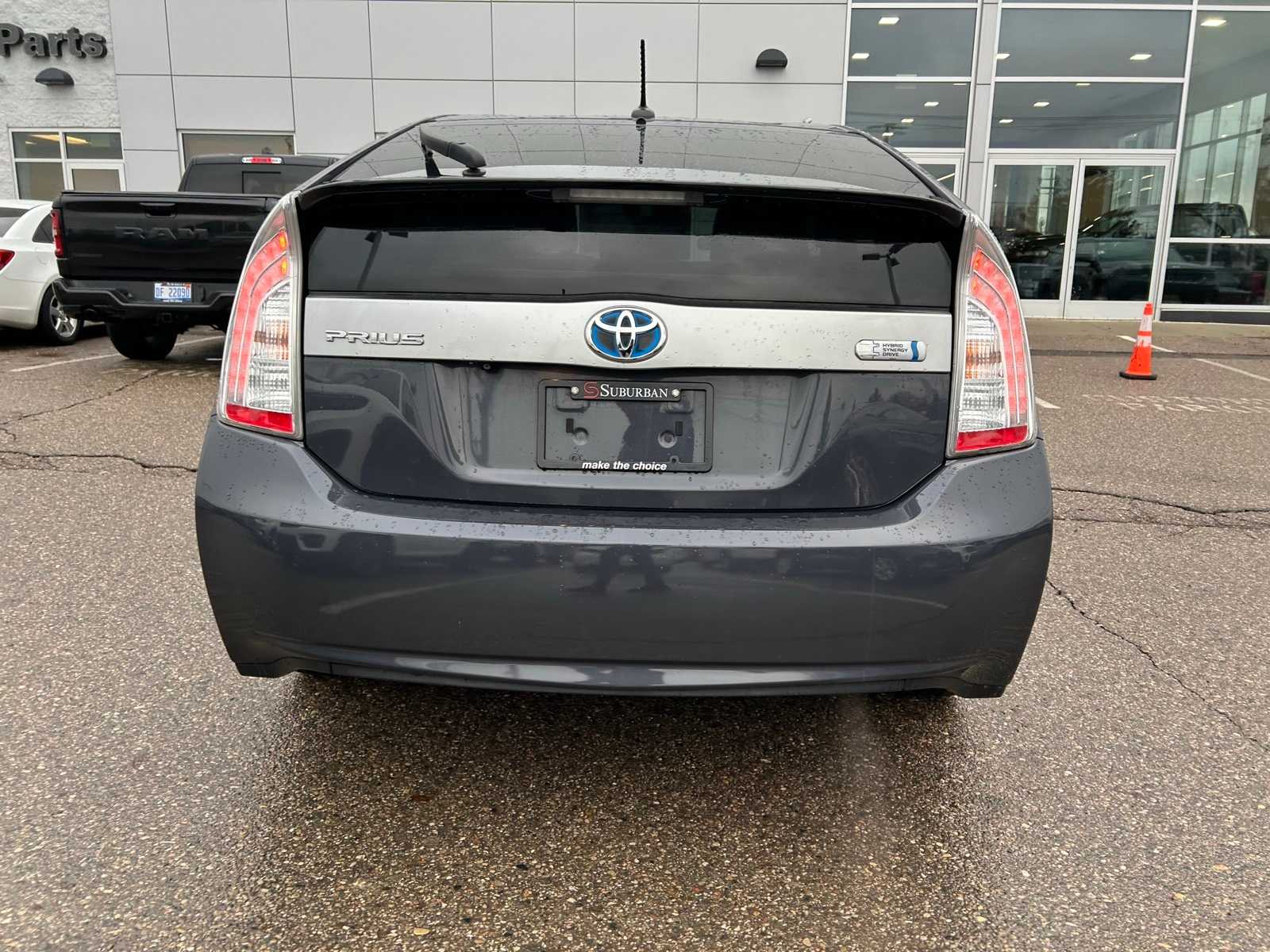 Thumbnail: 2015 Toyota Prius - 21