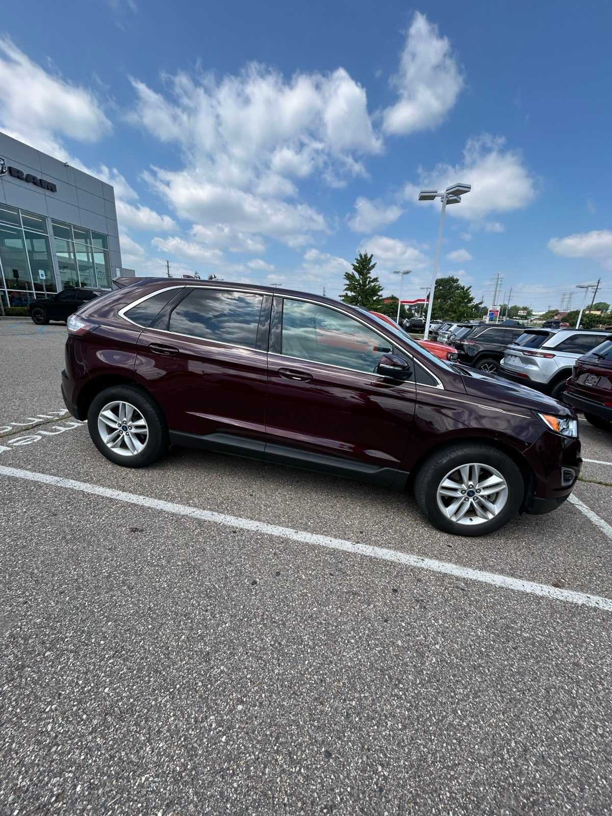Thumbnail: 2017 Ford Edge - 13