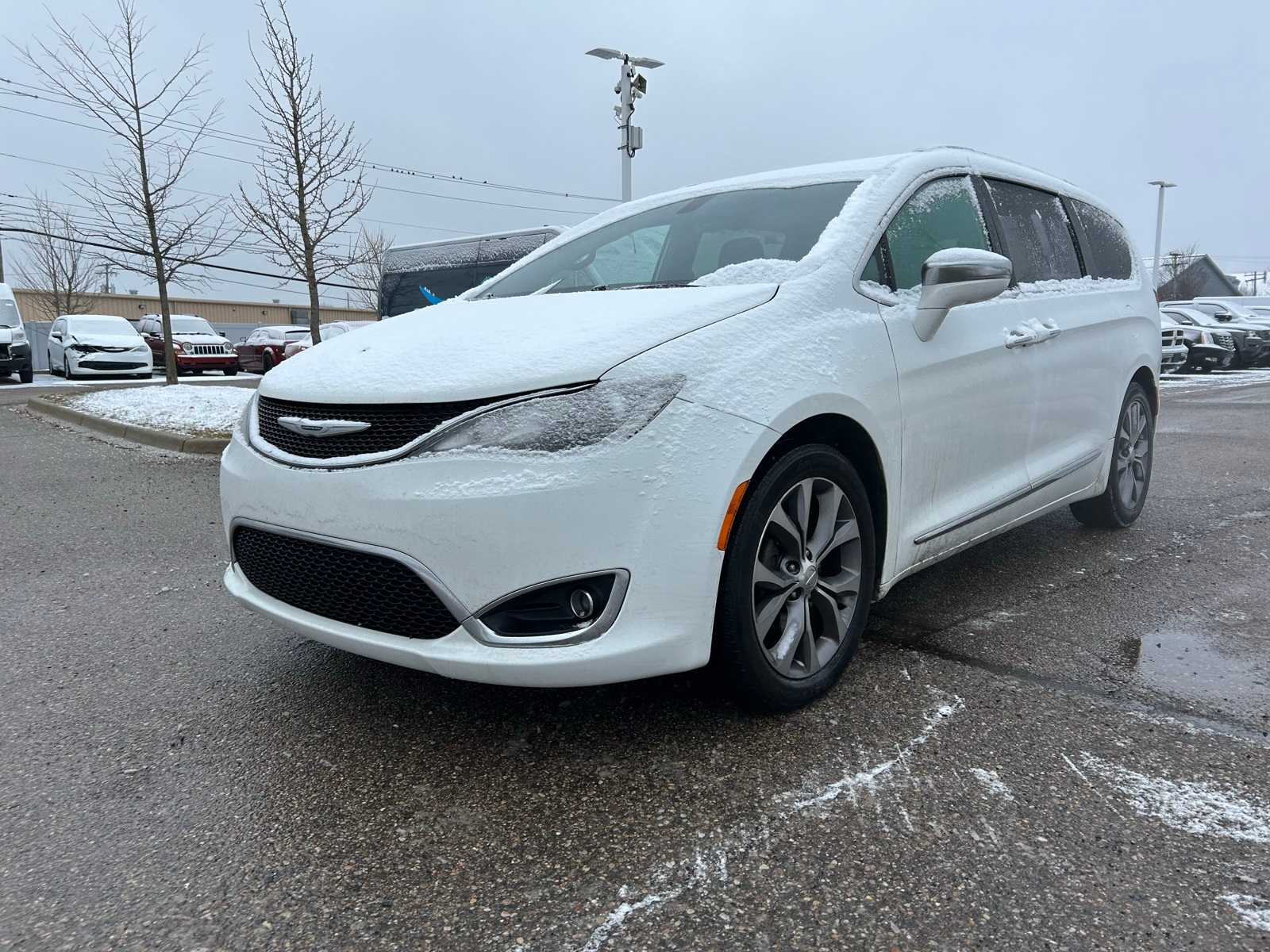 Thumbnail: 2020 Chrysler Pacifica - 2