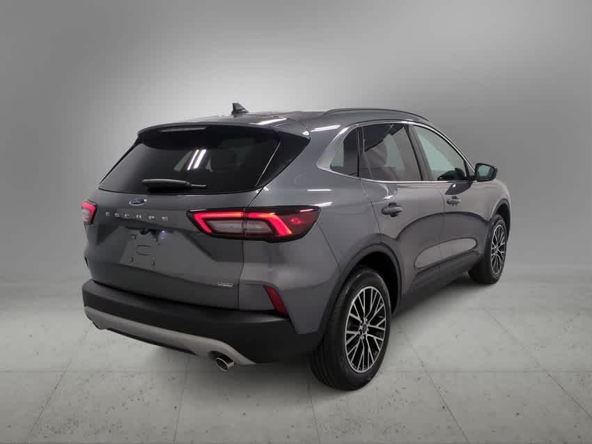 Thumbnail: 2025 Ford Escape - 8