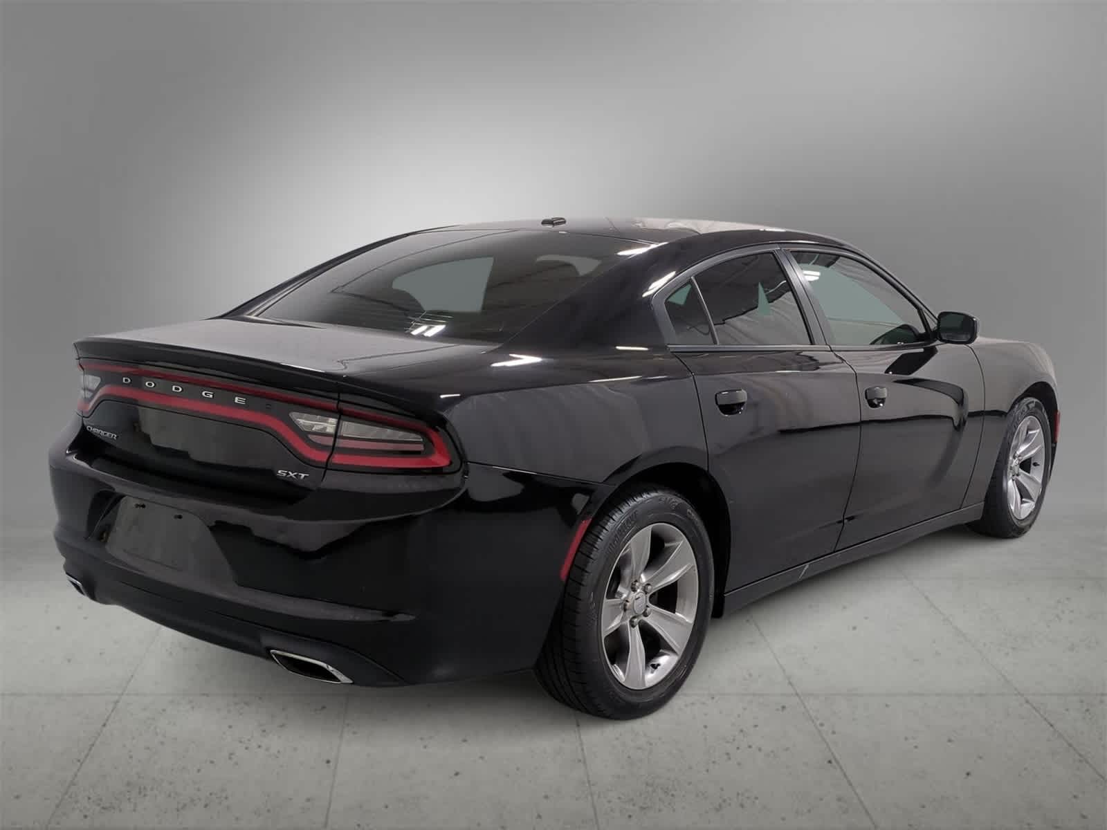 Thumbnail: 2015 Dodge Charger - 8