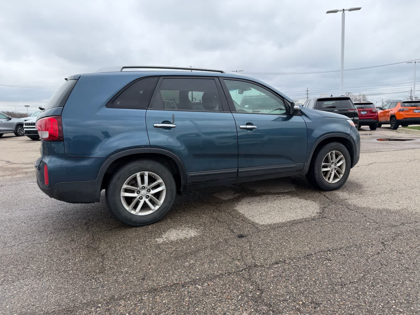 Thumbnail: 2014 Kia Sorento - 15