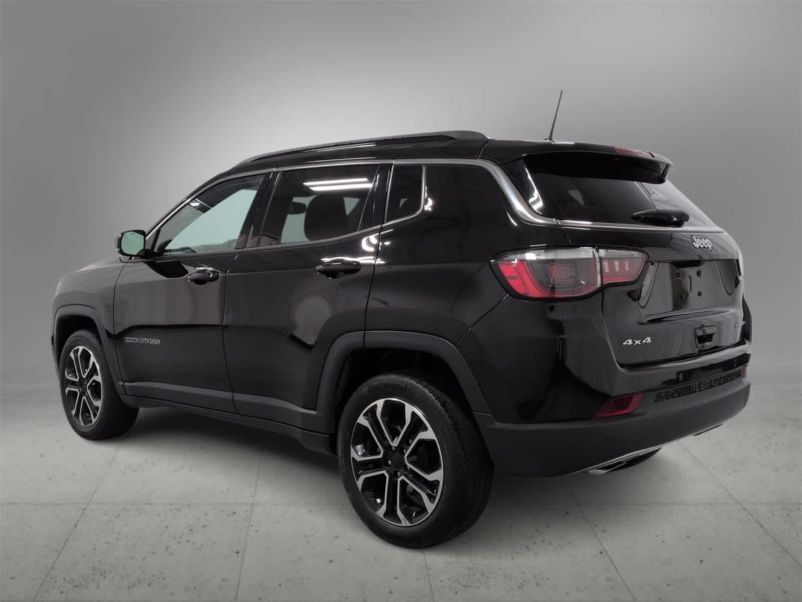 Thumbnail: 2023 Jeep Compass - 6