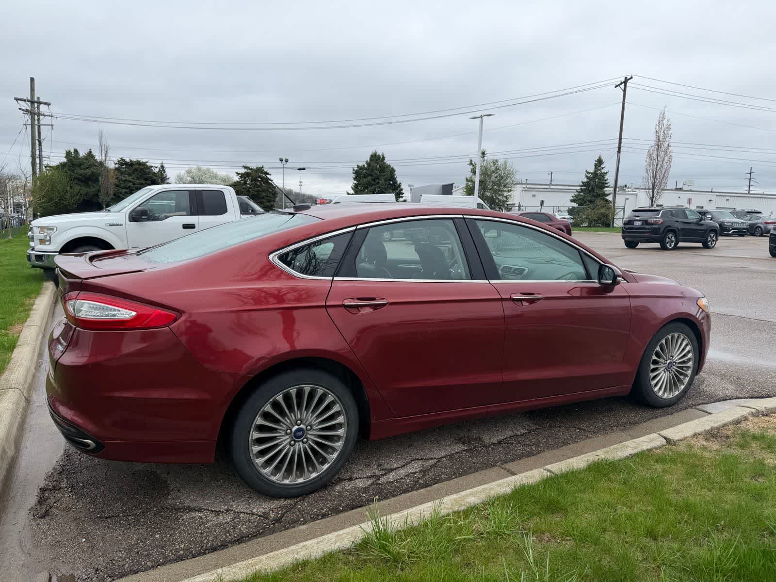 Thumbnail: 2014 Ford Fusion - 12