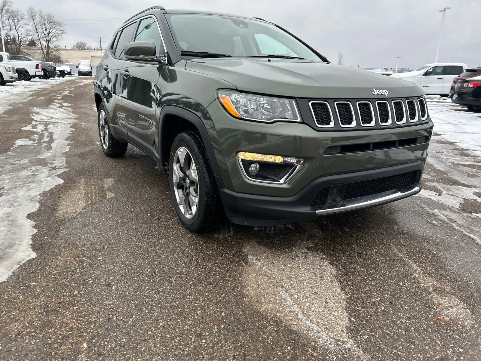 Thumbnail: 2021 Jeep Compass - 8