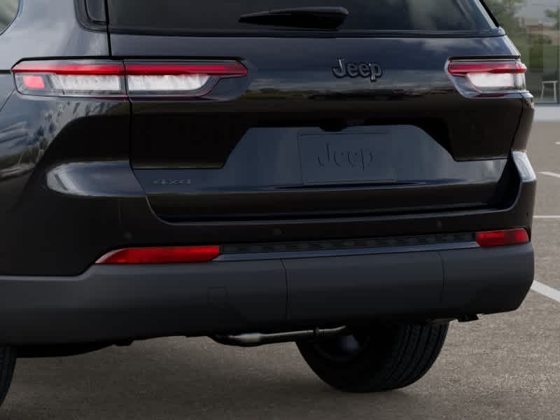 Thumbnail: 2025 Jeep Grand Cherokee L - 13
