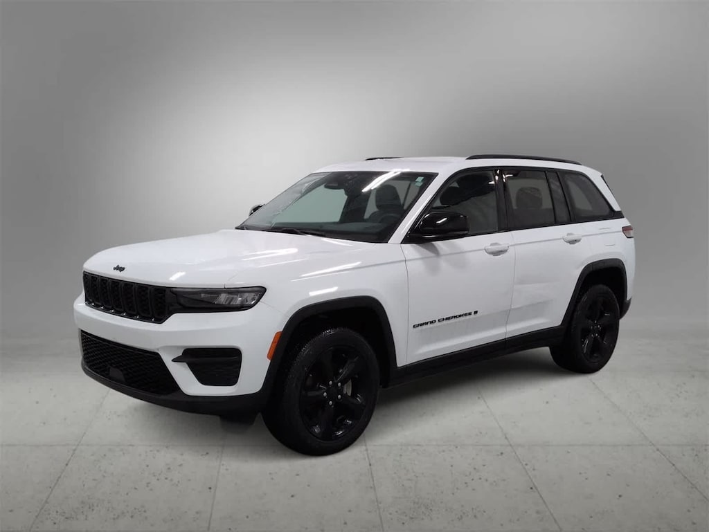 Certified 2023 Jeep Grand Cherokee Altitude SUV
