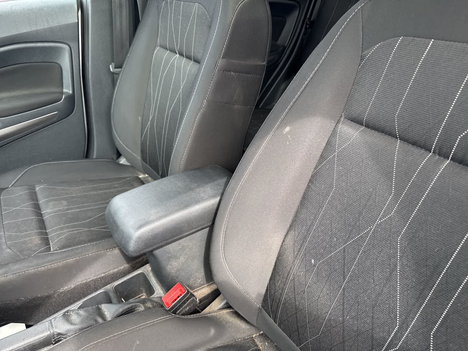 Thumbnail: 2018 Ford EcoSport - 25