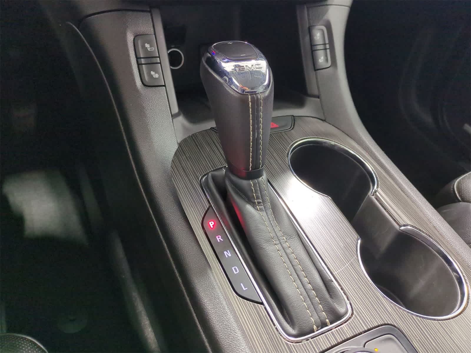 Thumbnail: 2019 GMC Acadia - 32