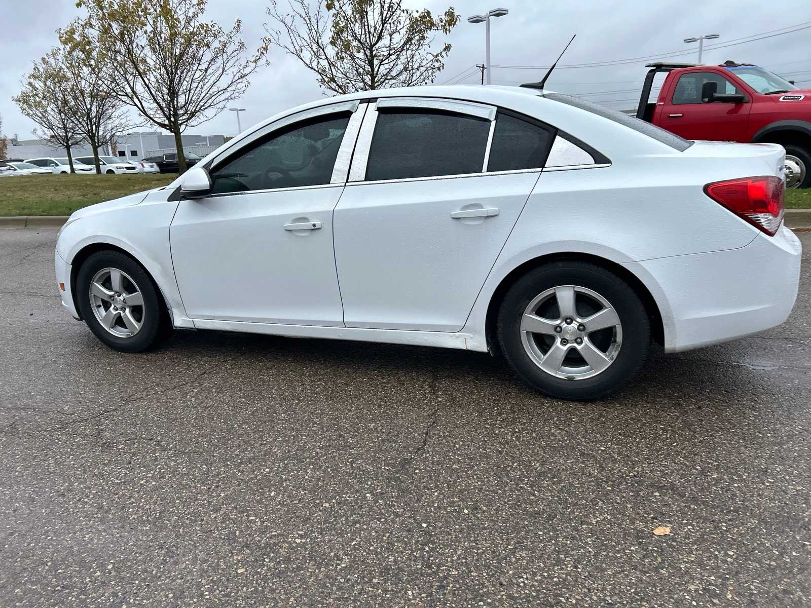 Thumbnail: 2012 Chevrolet Cruze - 26
